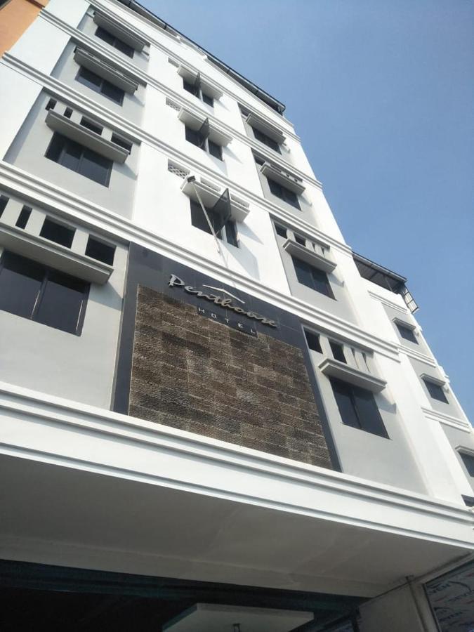 Penthouse Hotel Jakarta Exterior foto
